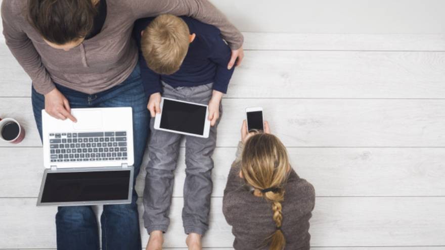 ¿Cómo controlar el uso de la tecnología en los más chicos?