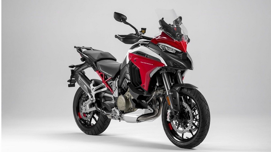 Motos, la primera novedad del 2021: avant première de la Multistrada V4