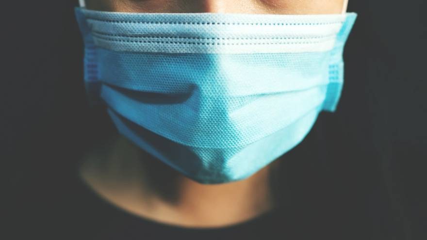 La mejor forma de evitar el contagio: estos son los barbijos del futuro, según un experto
