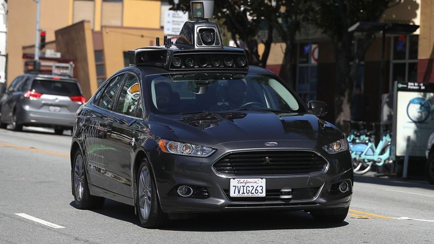 Vuelve a la carga: Uber pide una nueva autorización para probar sus vehículos autónomos en las calles