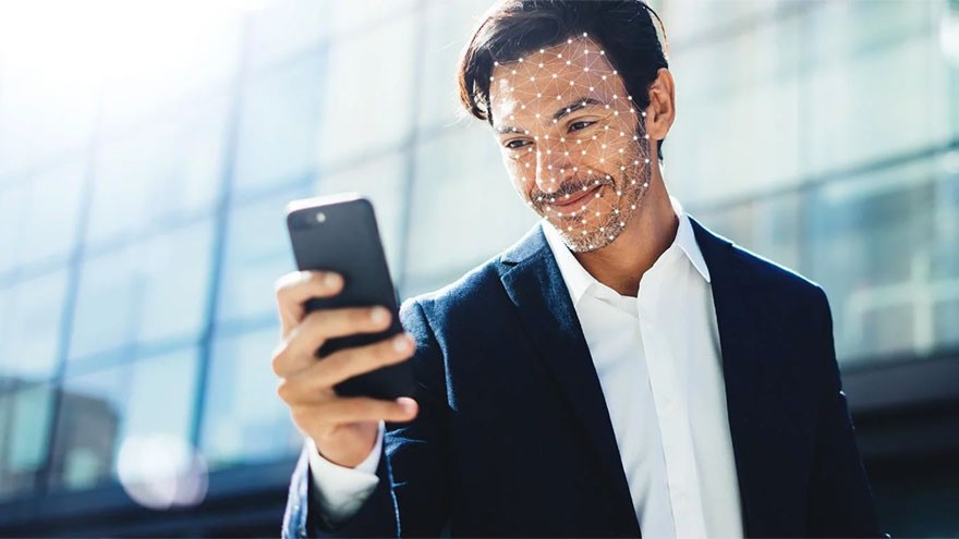 La pelea entre bancos se traslada al celular: se impone la biometría para dar seguridad en pago de servicios