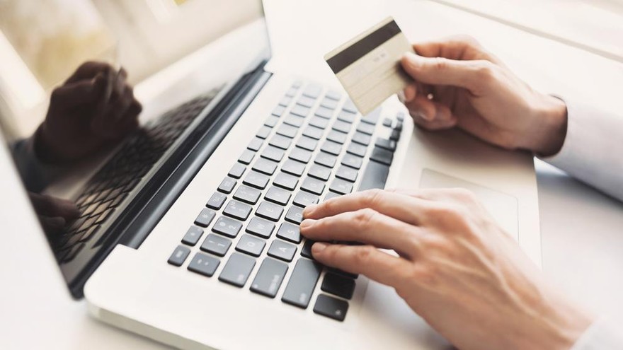 Por el Black Friday, se dispara el phishing relacionado con Amazon y el iPhone: consejos para no caer en estafas