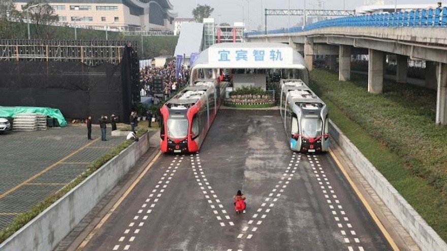Con las restricciones existentes, cómo seguirán funcionando el transporte público y los servicios
