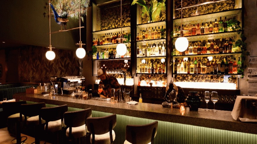 Compras futuras": la opción para comercios, bares y teatros durante la pandemia