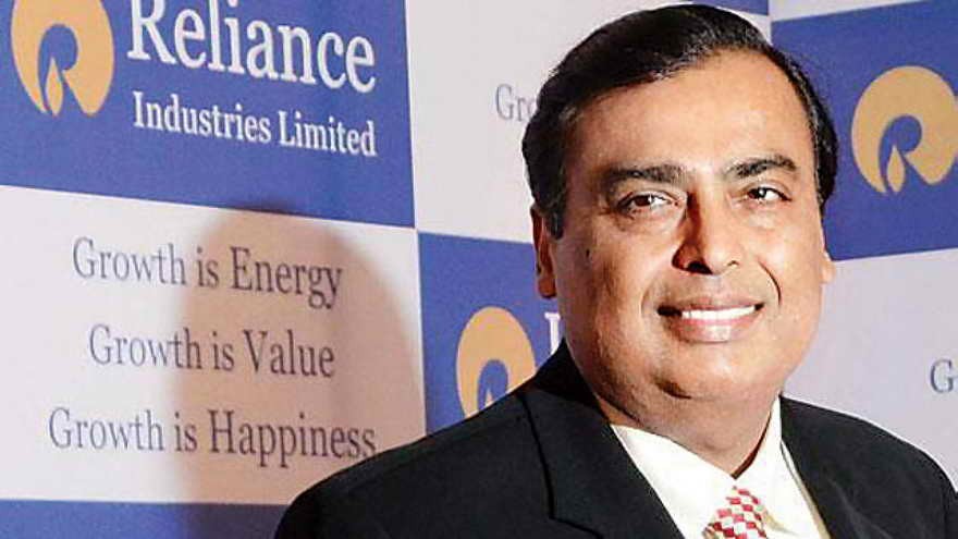 Quién es Mukesh Ambani, rey indio del plástico, y nuevo amigo de Mark Zuckerberg