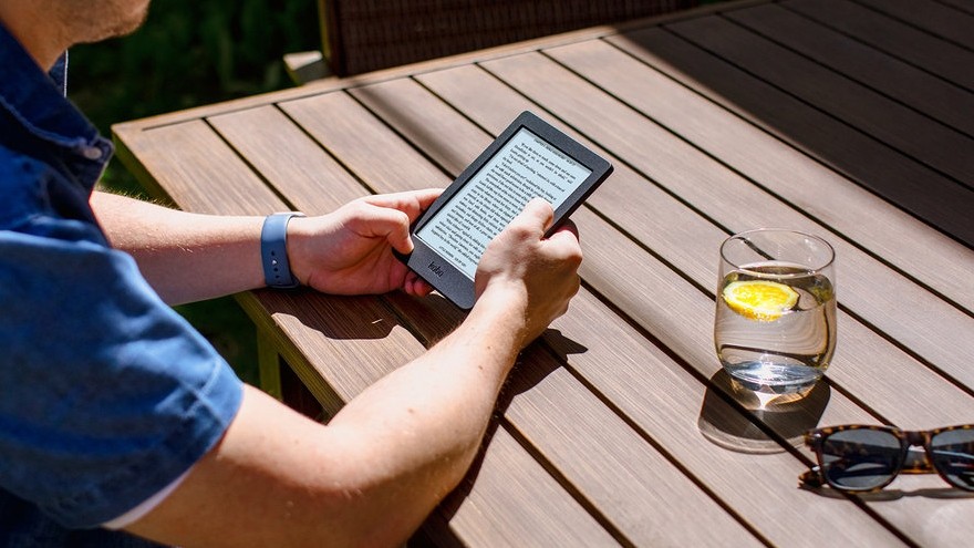 Boom de los libros electrónicos: conocé el nuevo ereader que promete durar por semanas