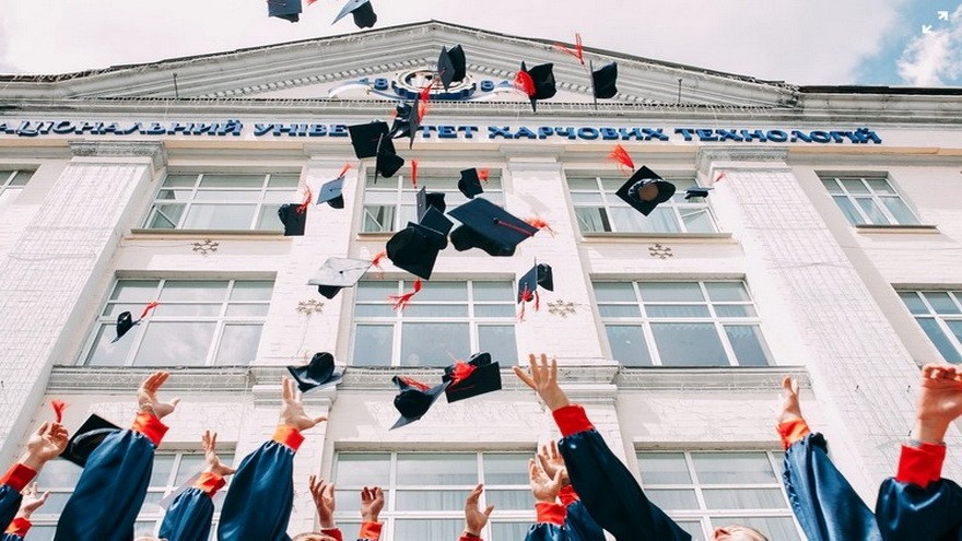 Así es la "universidad" de Google: cuánto cuesta su matrícula y qué carreras te ofrece