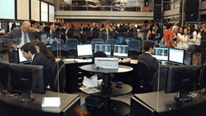 Presionado por el Banco Central, el dólar futuro sigue cayendo