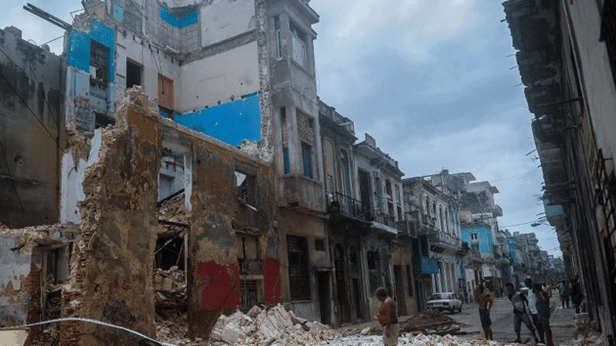 "Está todo destruido, no queda nada": así es la devastación en la costa norte de Cuba tras el paso del huracán Irma