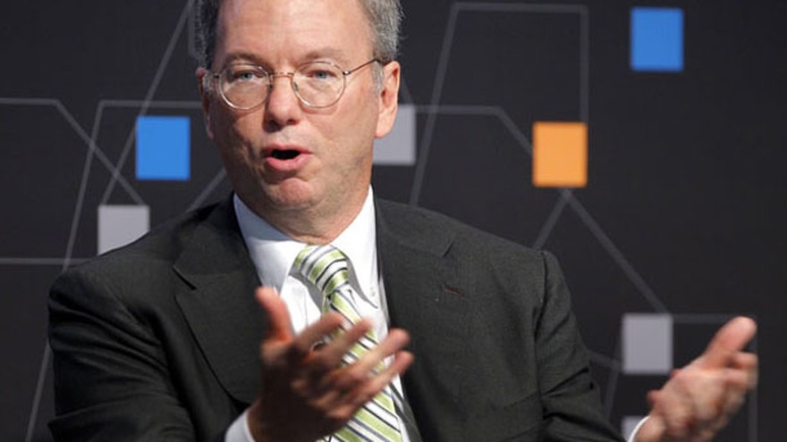 El presidente de Google confesó que se equivocó al desatender a Facebook