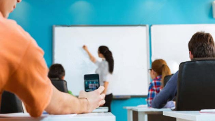 Aprender de negocios en las redes sociales: conozca el ranking de los académicos más tuiteros