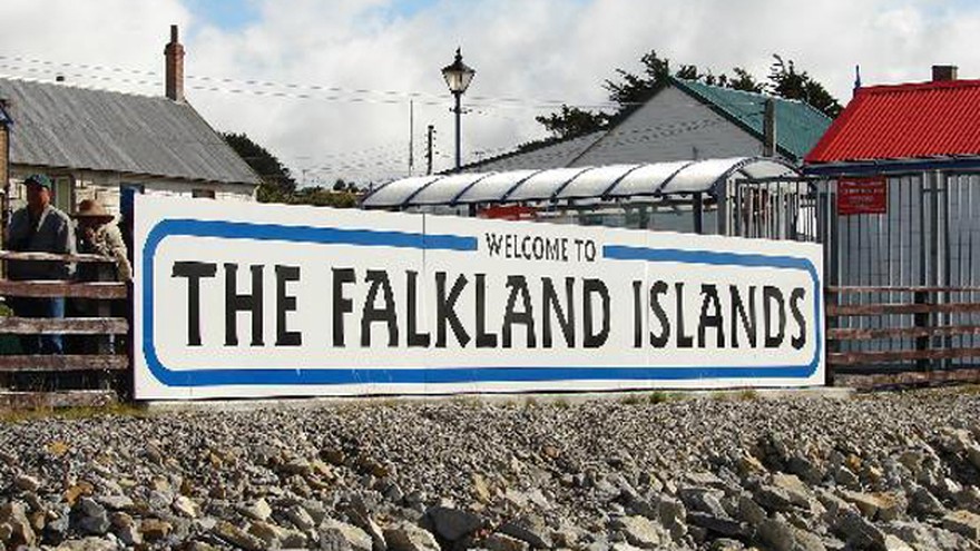 The Telegraph aclaró que la mayoría de los votos en la encuesta sobre Malvinas eran de argentinos