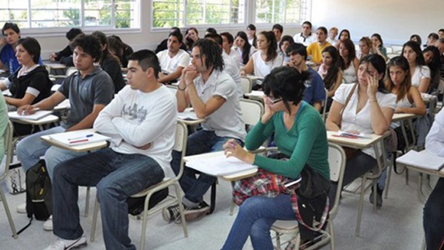 Oficializar la creación del plan Progresar para que los "Ni Ni" estudien