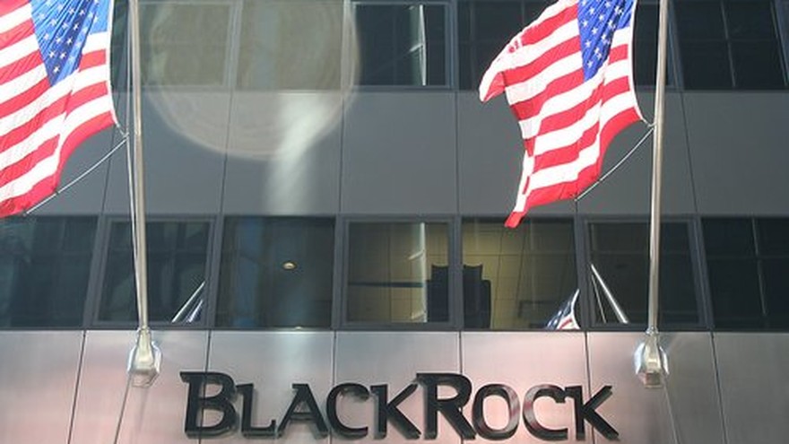 Máxima tensión por la deuda: el grupo liderado por BlackRock, a punto de declararle la guerra a la Argentina