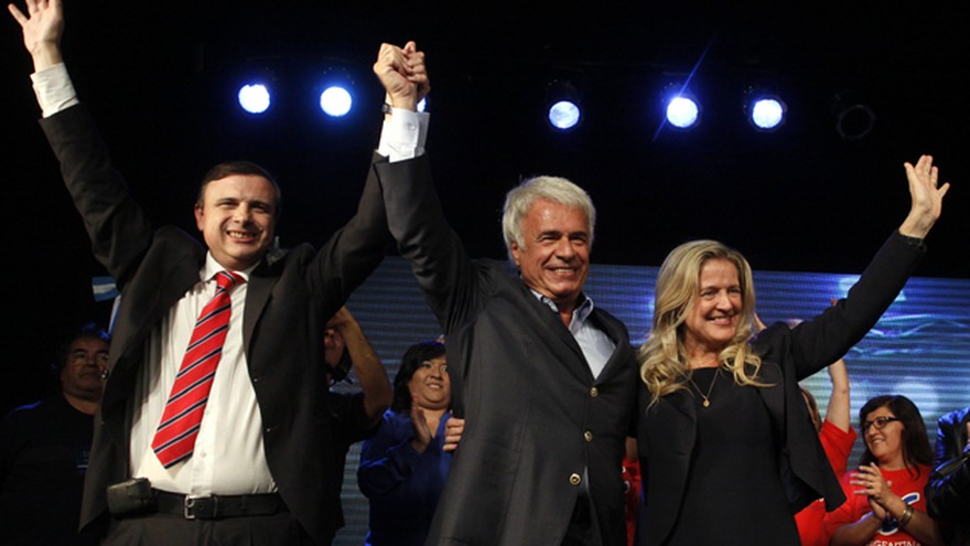 De la Sota se alejó de Massa y lanzó su candidatura presidencial para 2015