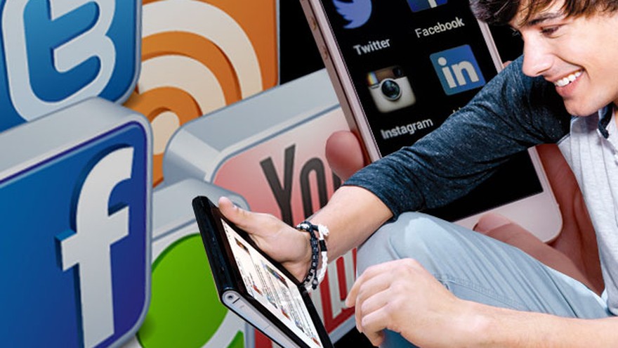 ¿Cómo interactúan los usuarios de redes sociales con sus aplicaciones en "smartphones" y tabletas?