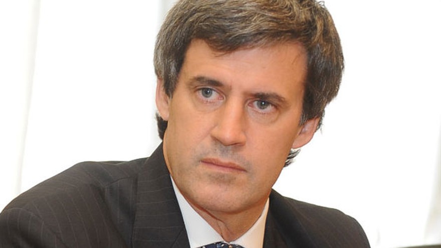 Prat Gay aseguró que el dólar a $16 es "carí­simo" y tiene un "precio de pánico"