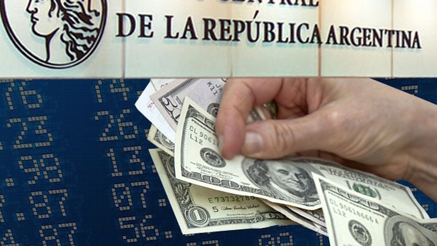 El BCRA suma varias medidas para apuntalar el precio del dólar
