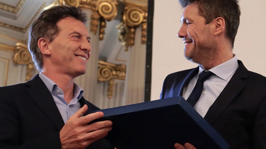 "Trolls", "bots" y "fakes": el submundo web que emergió tras pelea Macri-Tinelli