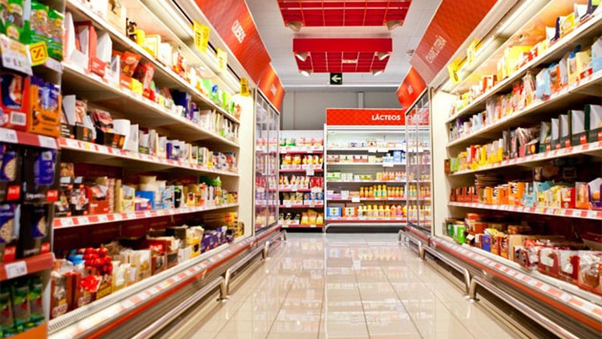 El ajuste se tradujo a los hábitos de compra: el consumo cayó 4% en 2016