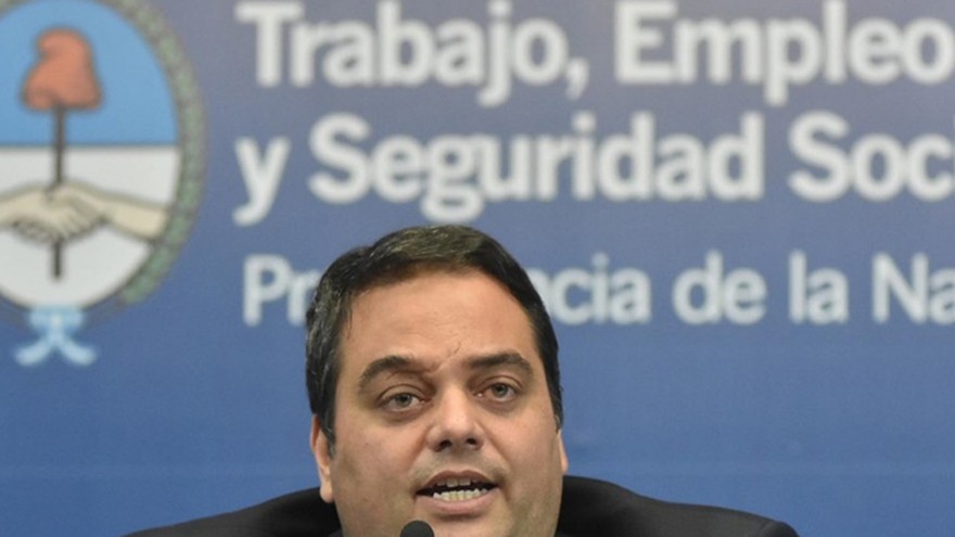 Los 5 puntos clave del proyecto de blanqueo laboral que prepara el Gobierno