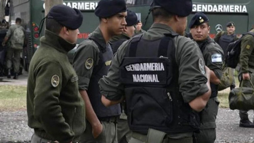 Por el blanqueo de sumas, el Gobierno aumentó hasta un 55% los sueldos básicos de policías y militares