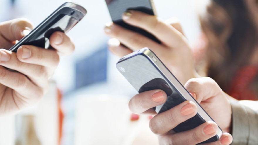 Se derrumban las ventas de celulares en la Argentina