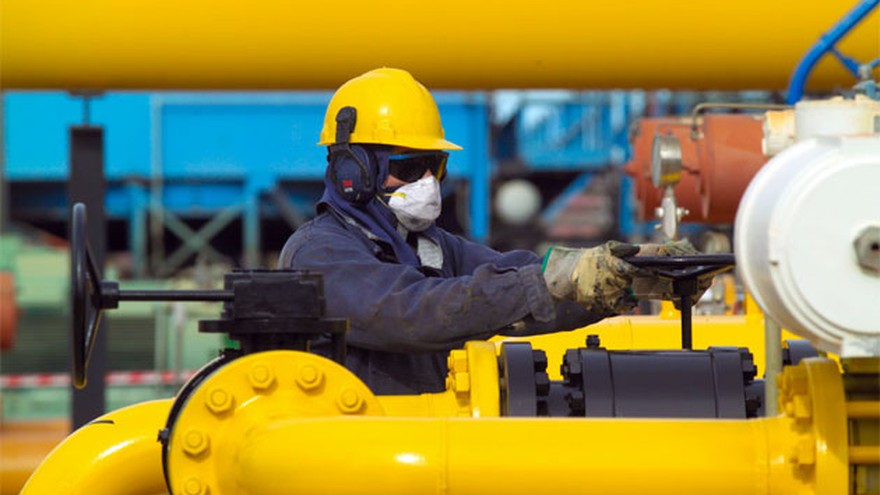 Chile suscribe acuerdo para exportar gas natural a la Argentina durante los próximos 3 años