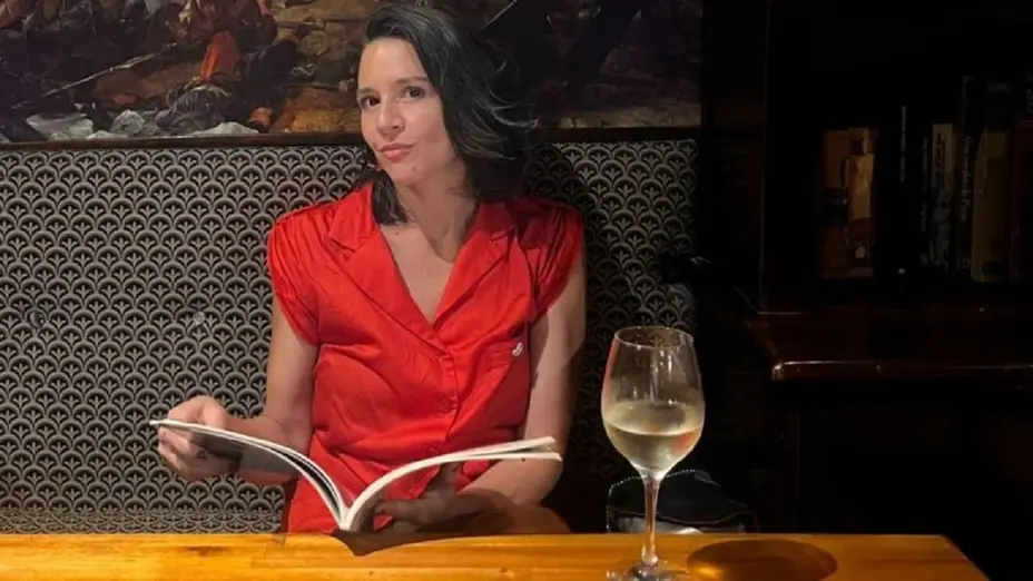 De Soy Gitano al mate: el giro de Laura Azcurra