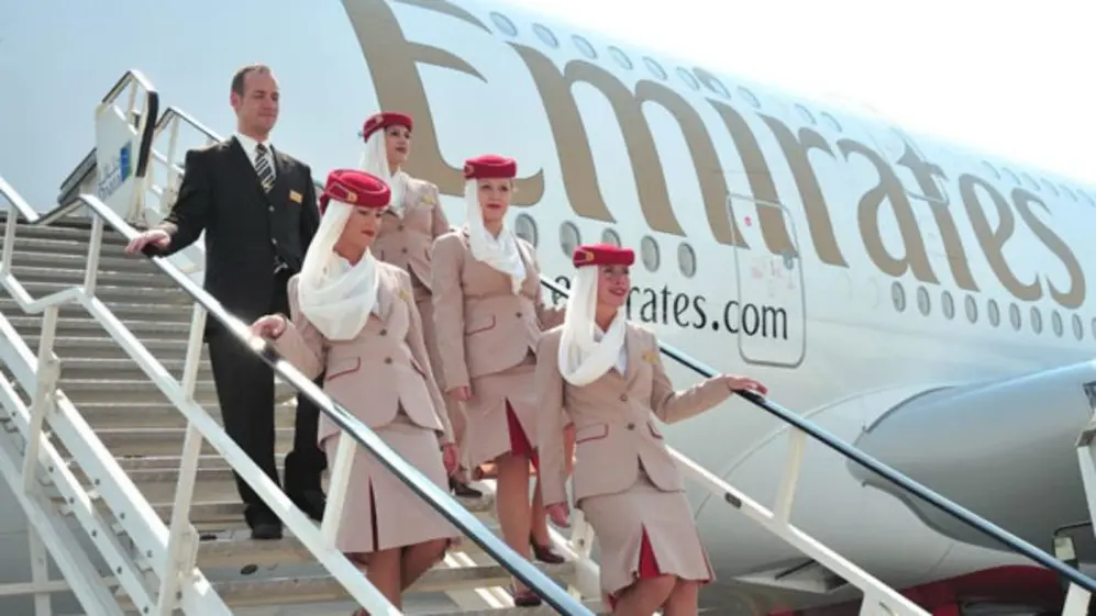 Tripulación de Emirates, una línea aérea de alcance global.