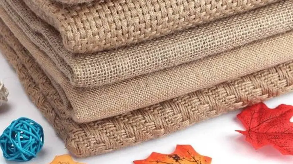 El yute es una de las telas que se puede usar en la moda sustentable