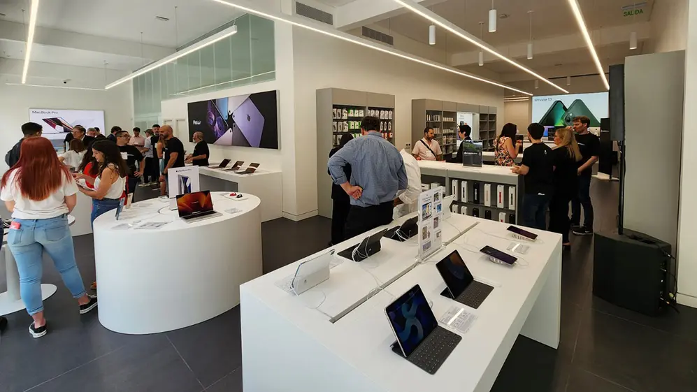Maxim Store es uno de los distribuidores oficiales de Apple en Argentina