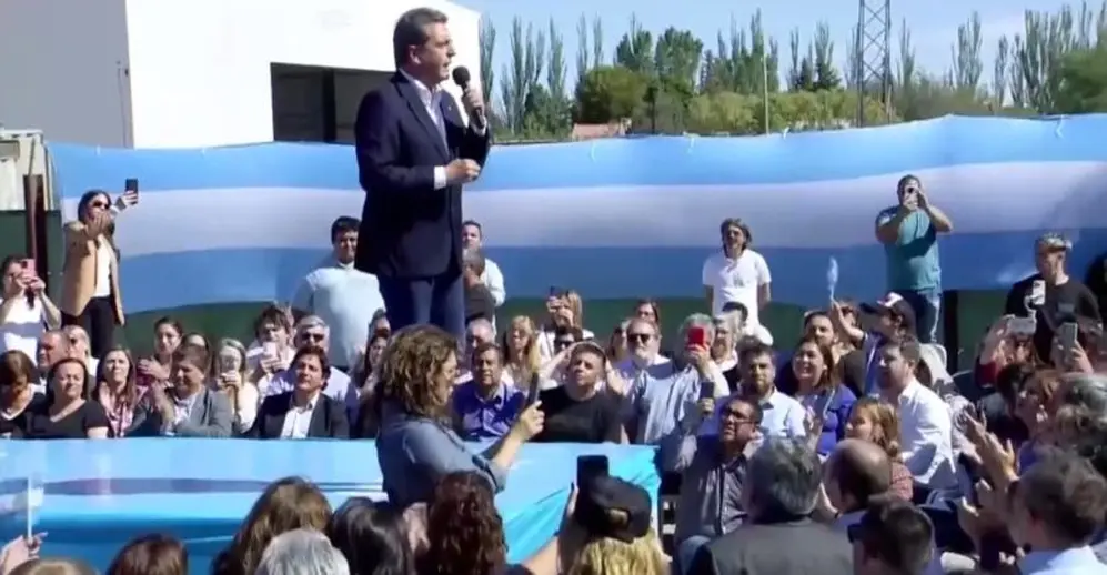 Sergio Massa en uno de los actos de campaña
