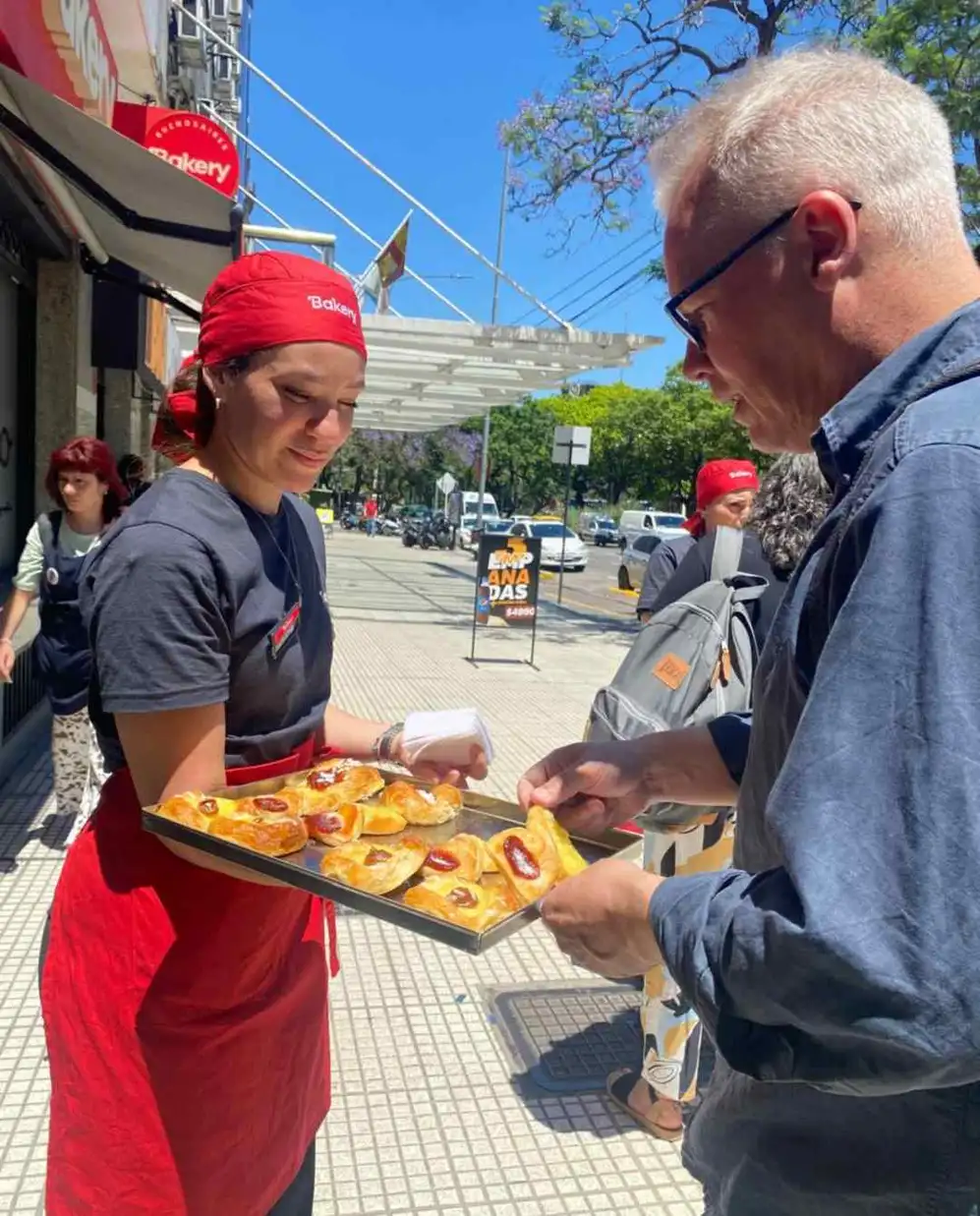 La cadena inauguró una nueva sucursal en Recoleta sobre avenida Carlos Pellegrini