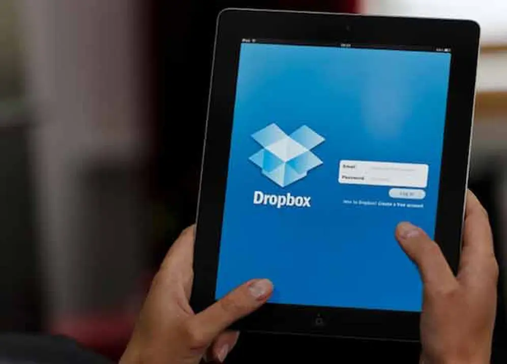 Dropbox es un servicio en la nube para compartir archivos grandes.