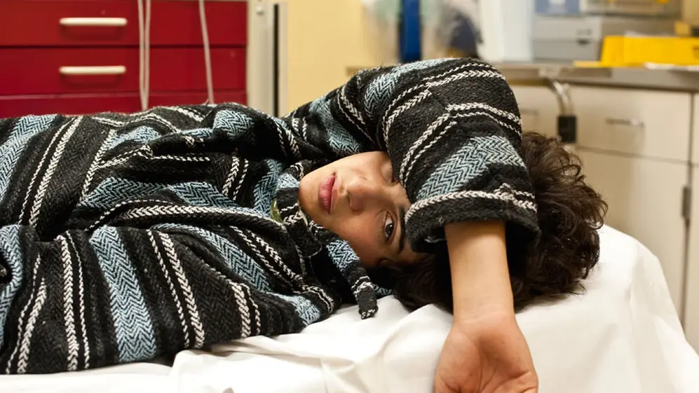 Cerca de un centenar de jóvenes belgas dijeron sentir dolor de cabeza, mareos y molestias estomacales después de tomar una coca 