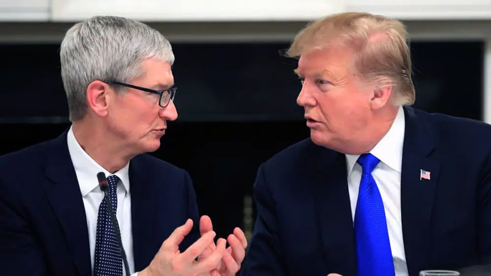 Trump no incluyó en su ataque a Apple (en la foto, el CEO de la empresa, Tim Cook).