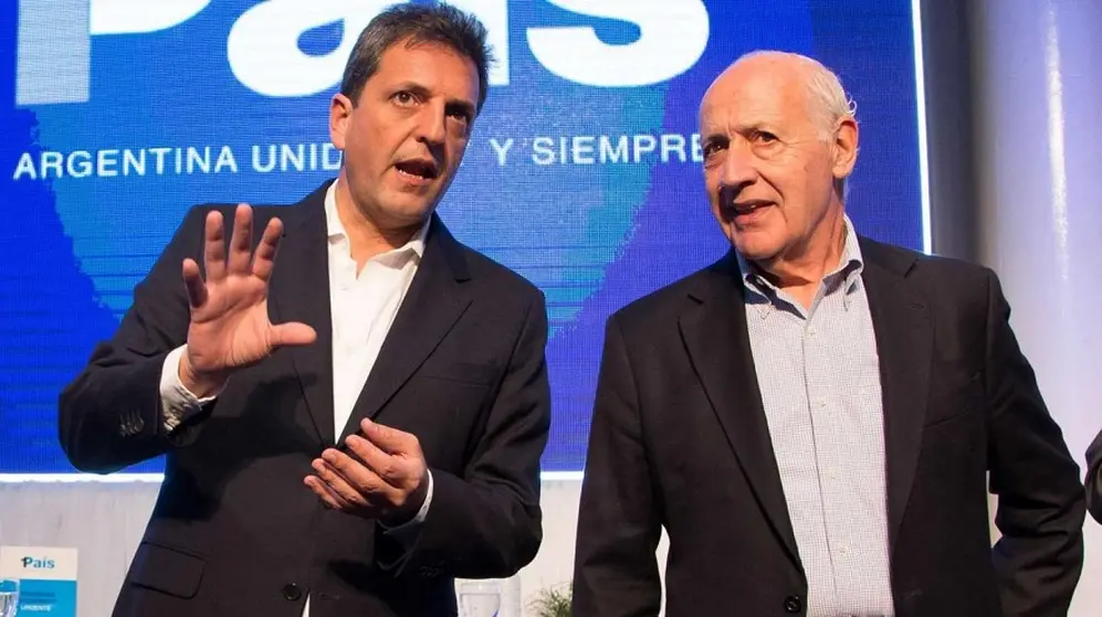 Massa se reunió con Lavagna y otros economistas para asesorarse de en la previa de su gestión.