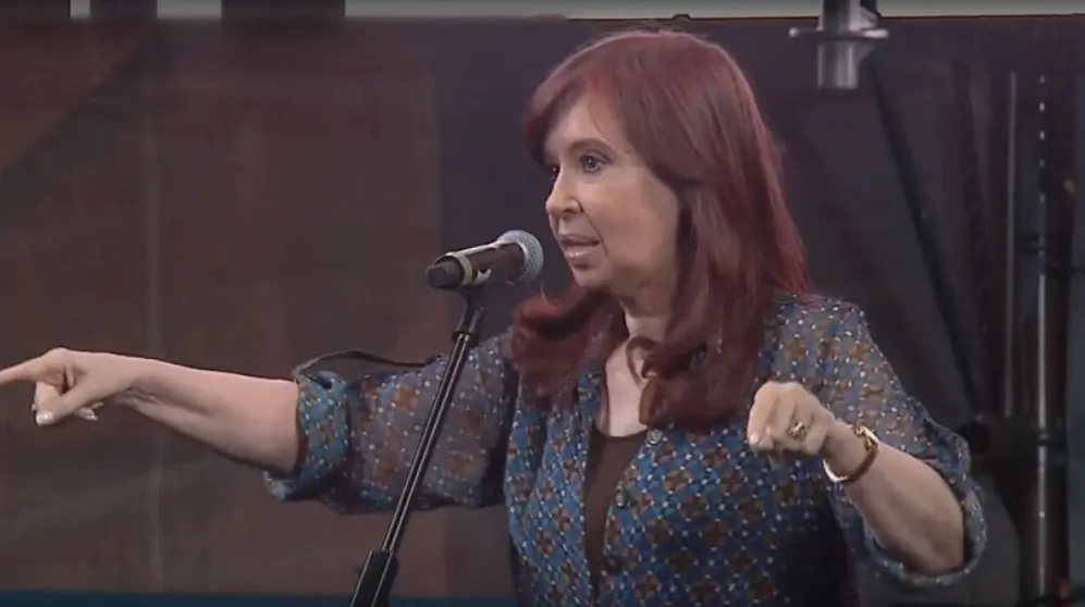 Cristina reclama cobrar su jubilación sin descuentos de Ganancias