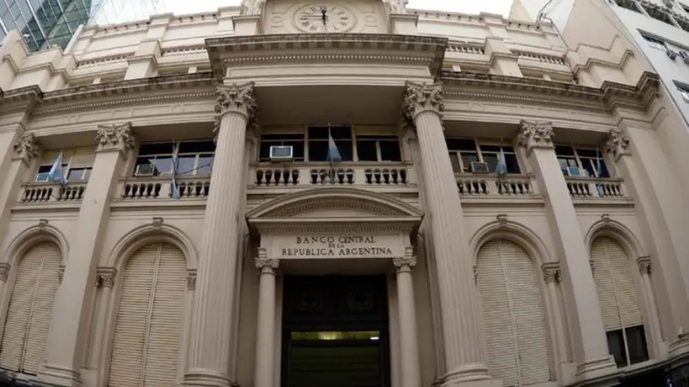 Preocupa al mercado la endeble situación cambiaria en la Argentina y las pocas reservas del BCRA