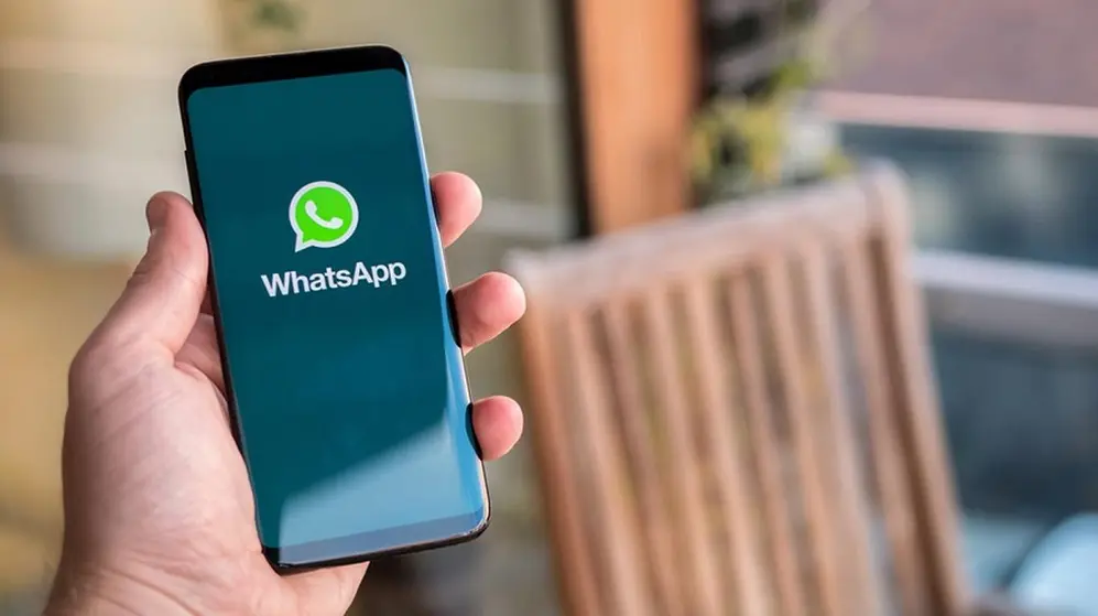 Los trucos en WhatsApp para ocultar el 
