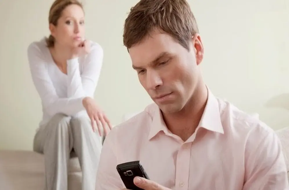 Hay varias formas para combatir los celos de tu pareja