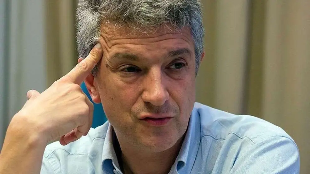 Gustavo López negó los aumentos anunciados por las empresas.
