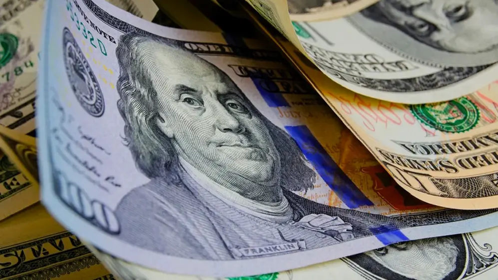 Las nuevas restricciones impulsaron la cotización del dólar blue, que llegó a $125 este viernes.