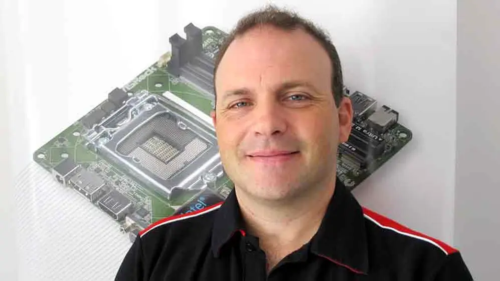 Hernán Chapitel, director de Ventas de ASRock para América latina.