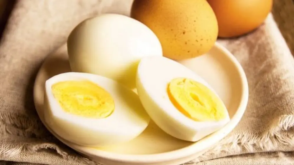 Los huevos contienen vitamina A.