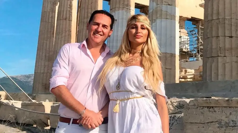 Vicky junto a su ex, el banquero Naselli.