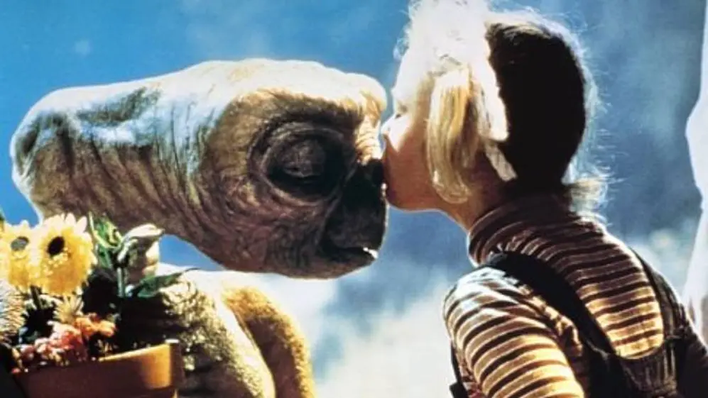 E.T. es una de las películas en línea que se puede ver en aislamiento