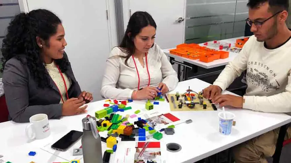 Los participantes serán desafiados a crear un proyecto emprendedor de impacto en la comunidad.