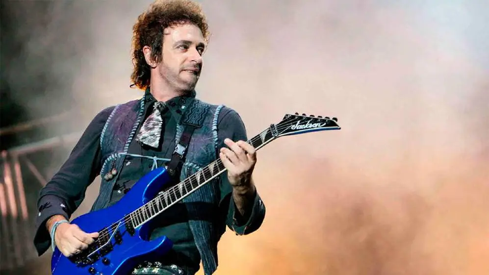 Cerati en uno de sus recitales